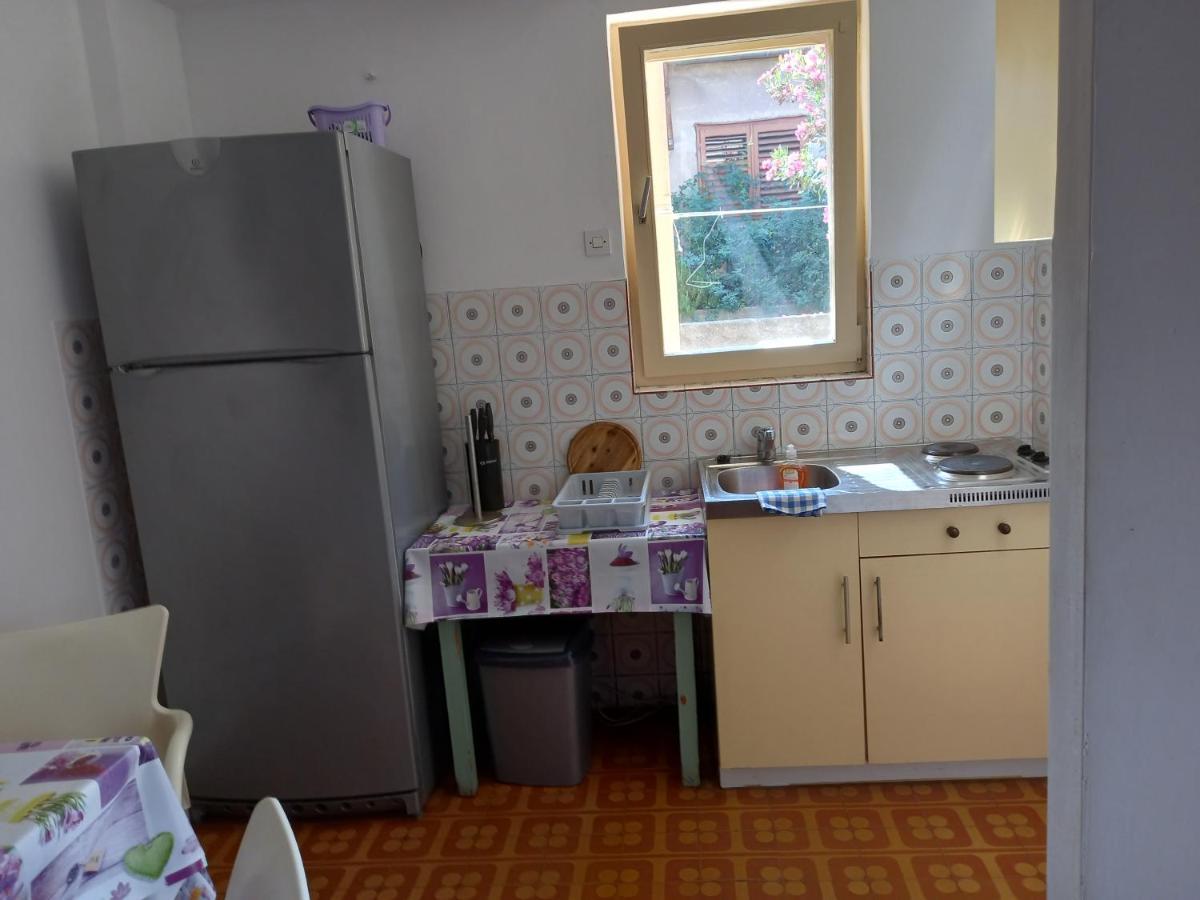 Kuca Za Odmor Ljubica Sibenik Villa Ngoại thất bức ảnh